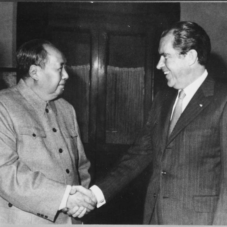 president-nixon-meets-with-chinas-communist-party-leader-mao-tse-tung-02-29-33f5d9.jpg